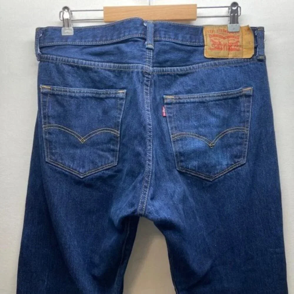 Levi's 501 Jeans Men's (36x30 Tag) Blue Straight Reg Button Fly Jean (35x29 Fit)